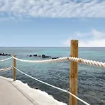 Nyaraló Welling *